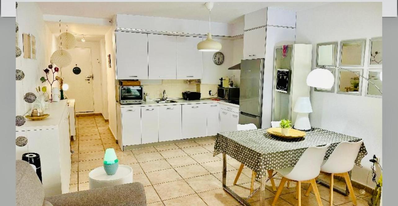 Estupendo Apartamento Urbanizacion Jardines De Zahara. Zahara De Los Atunes Luaran gambar